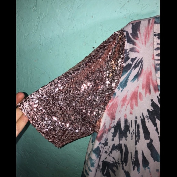 BiBi Tiedye/Sequin Top - Picture 5 of 7